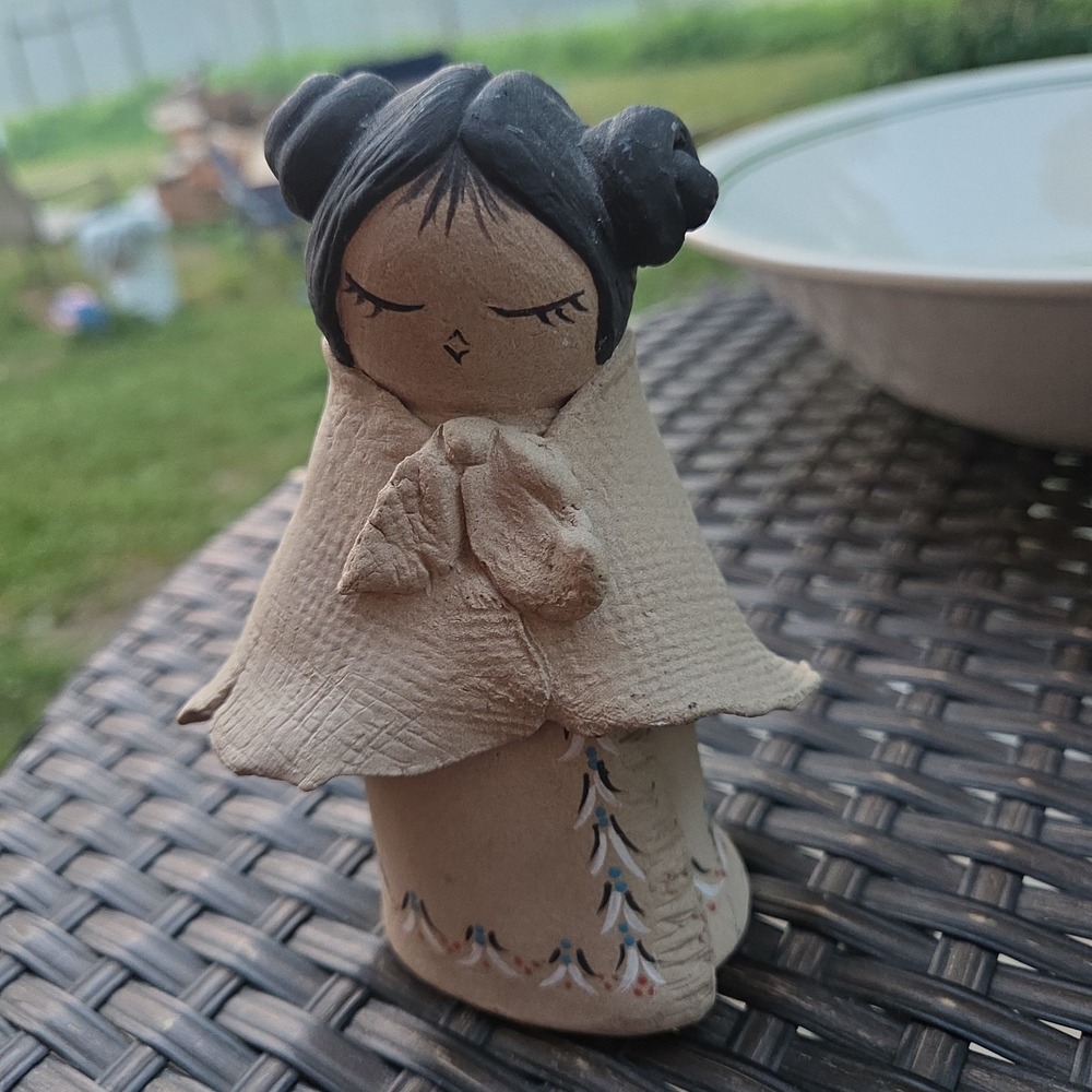 Vtg Crowle Hand Painted Native American Storyteller Figurine Ornament Pottery